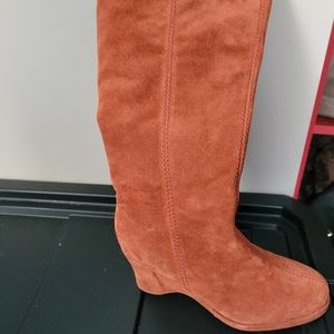 Ladies boots